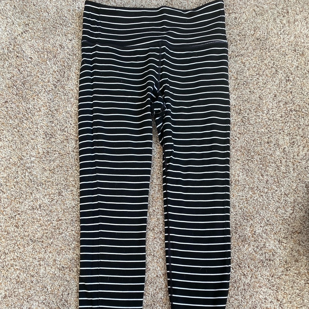 Striped Athleta leggings - gently worn